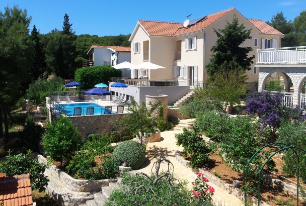 Gesamtansicht Villa Gudelj