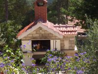 Gemeinschaftsgrill im Garten